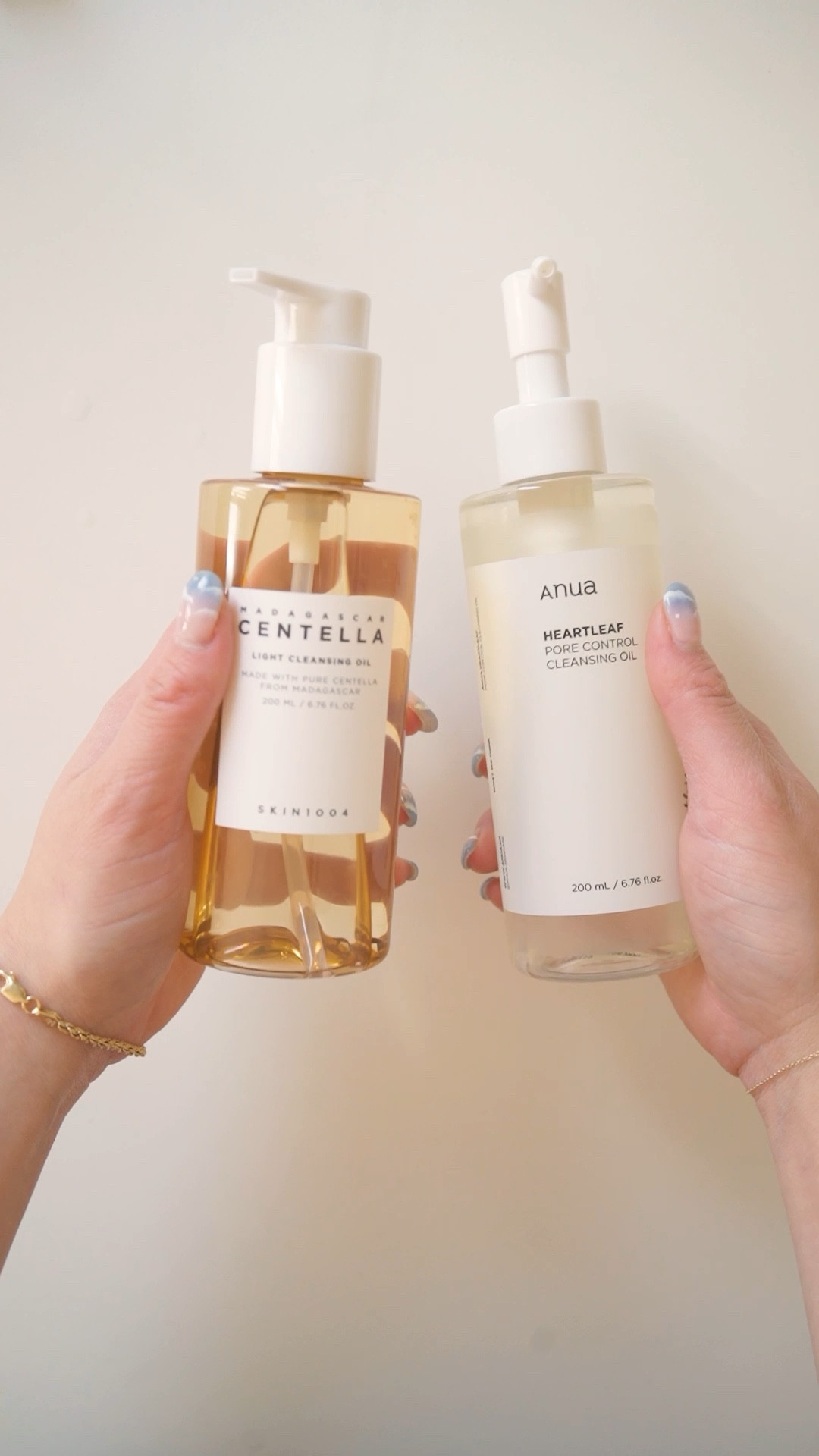 Comparing Korean Cleansing Oils | Sensitive skin, dry skin, korean skincare - After trying two viral korean cleansing oils and testing out for a few months this is my review and what I think works best for my dry and sensitive skin type #koreanskincaretips #skincare #cleansing #cleanser #beautyskincare 