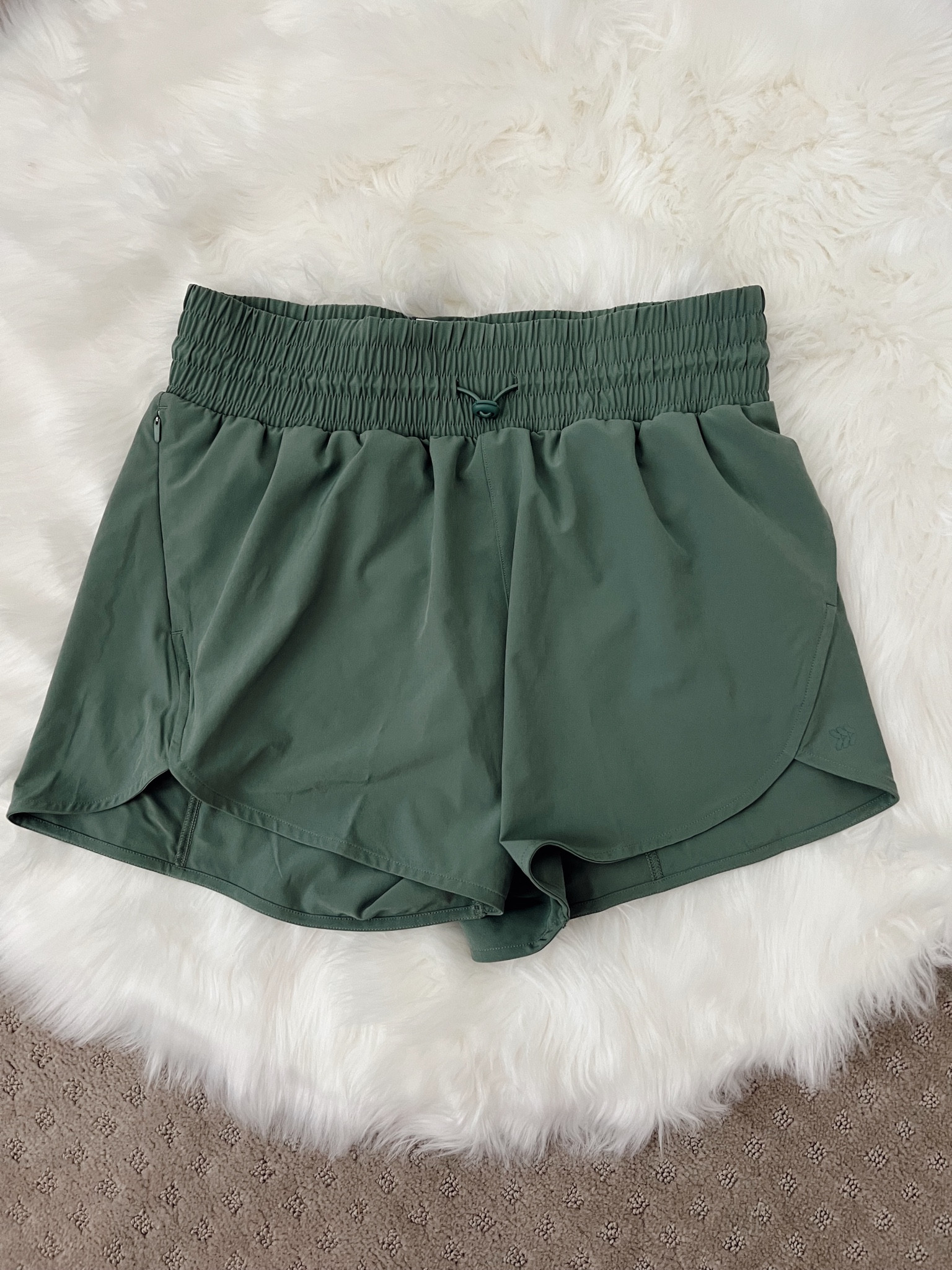 These viral shorts are Lulu lookalike for sure!!! 