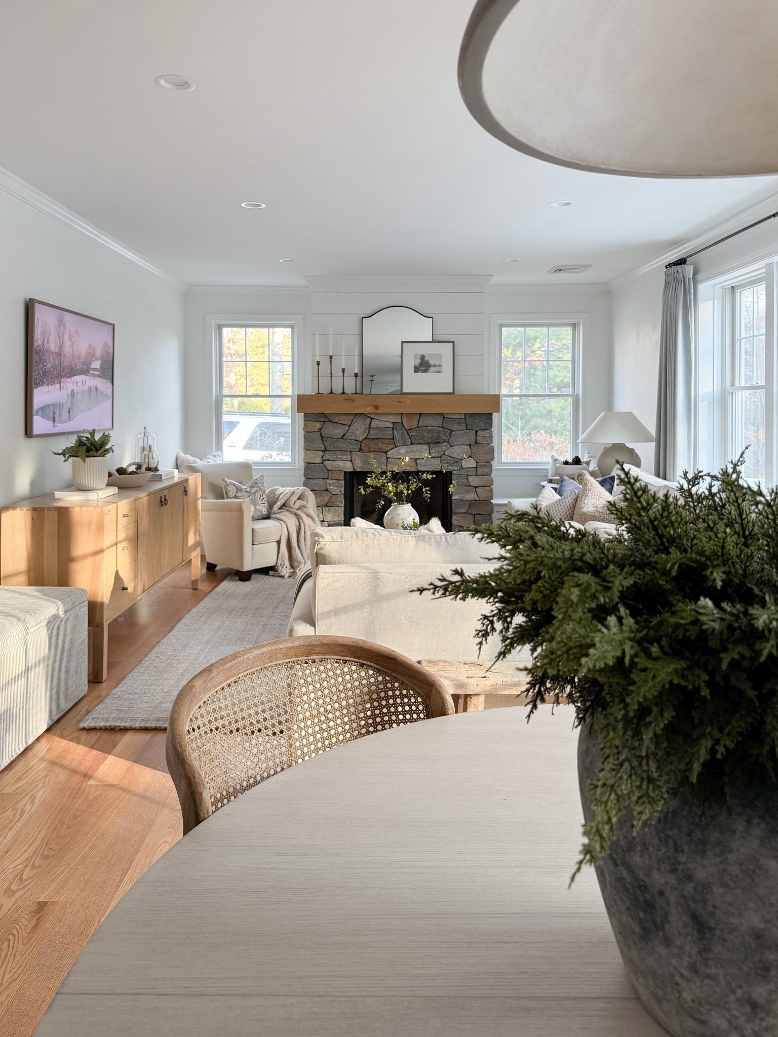 Winter living room inspiration! 

Sherri Calnan home living room favorites pottery barn living room cape cod inspired home decor coastal home finds winter decor

#LTKHome