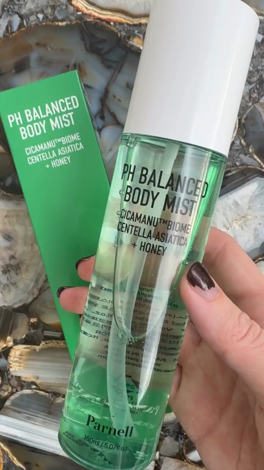 this cicamanu pH balanced body mist from @parnell_global is the perfect post gym essential to avoid body acne. Sometimes your skin needs a little boost to help revive and smooth skin texture. This body mist soothes irritation and prevents breakouts on the back and chest! 

Key ingredients:
💚 Cicamanu Biome
💚 Centella Asiatica Extract
💚 Manuka Honey Extract
💚 LHA & PHA

It’s also the perfect aftercare for other irritation promoting skin events like shaving and waxing!

#Parnell #Cicamanu #BodyMist #BodyAcne #Acne #kbeauty #gymessentials

#LTKBeauty