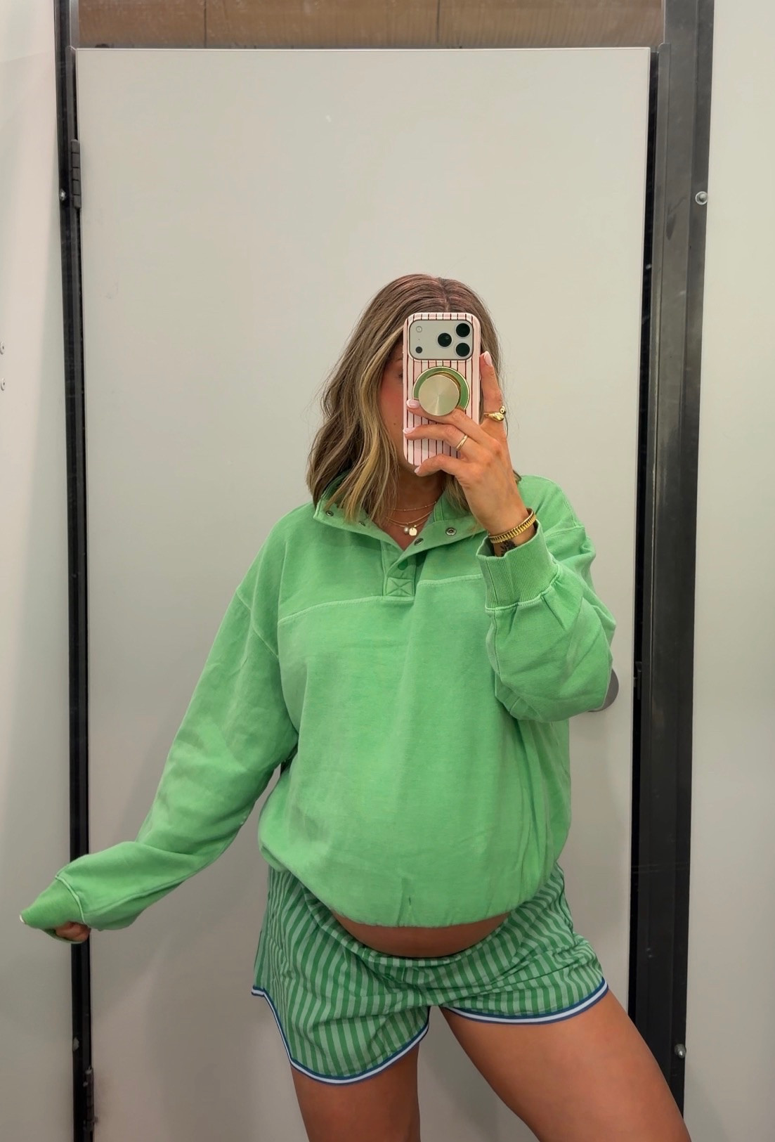 Am I a green girly now? 👀

#maternity #oldnavy #bumpfriendly #summeroutfitinspo

#LTKootd #LTKmomlife #LTKSeasonal
