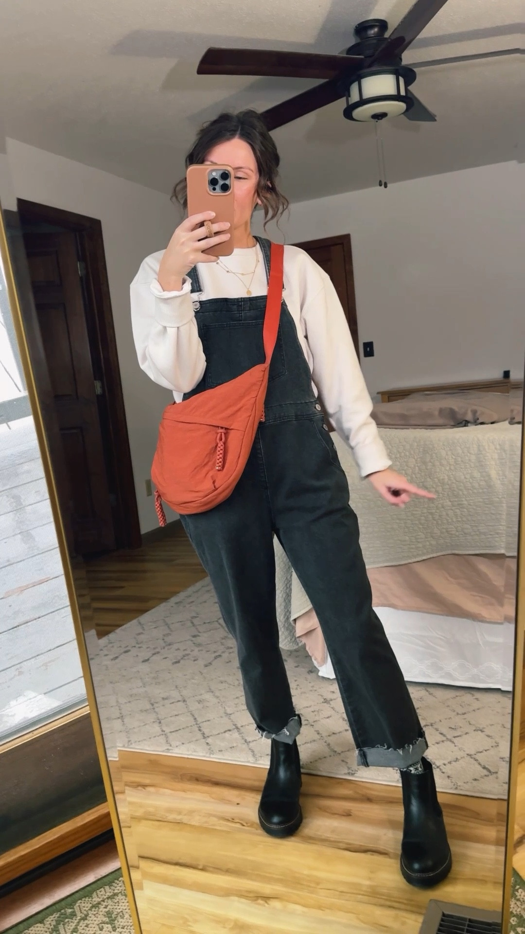 Small in my crewneck, small in my overalls and 6.5 in my boots! 

#LTKFindsUnder100 #LTKPetite #LTKootd