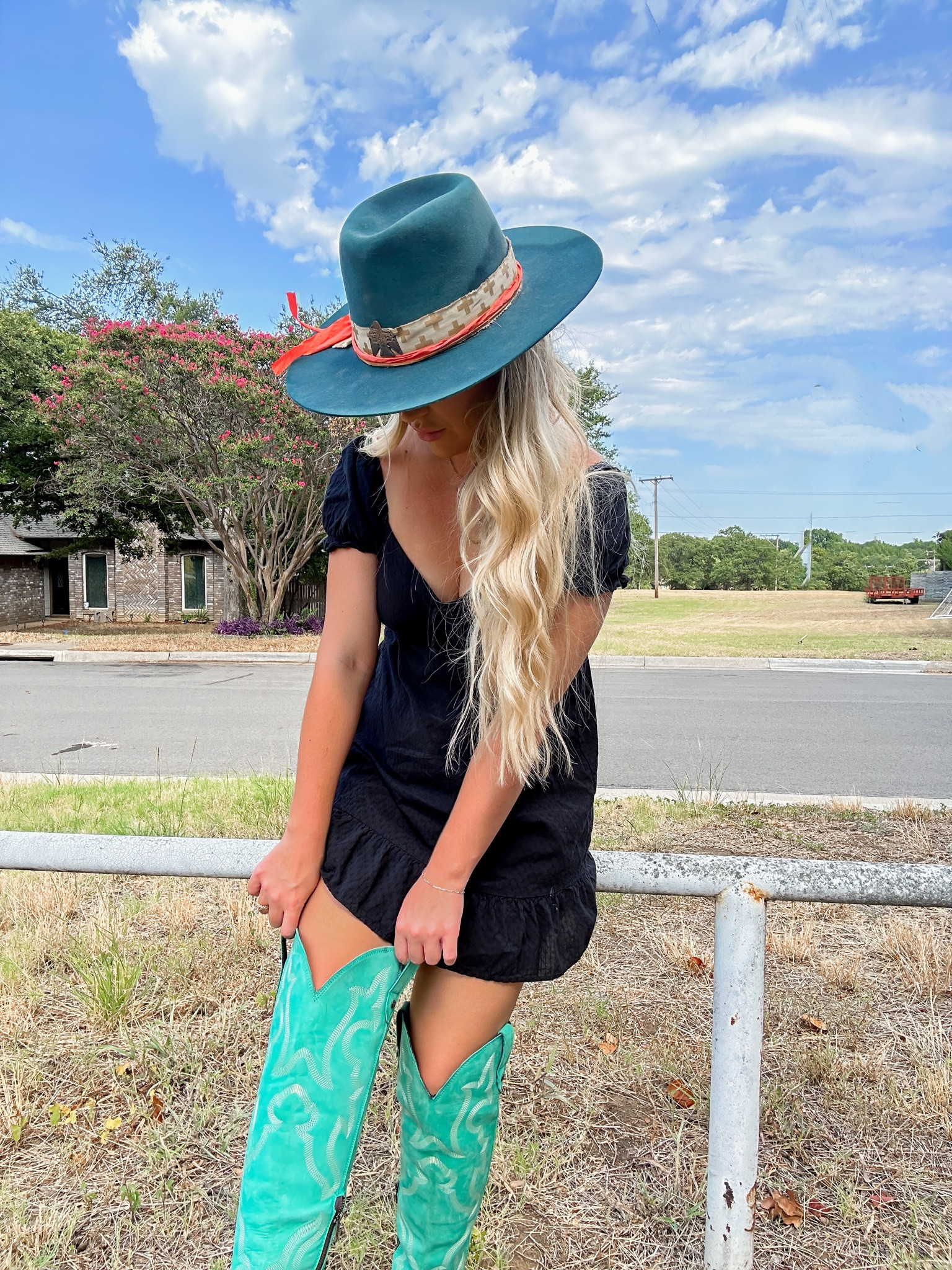 Love an easy black summer dress paired with a statement boot and hat 💚

Summer dress, boho dress, women’s apparel, summer style, black dress, little black dress, LBD, statement boots, hat, hats, hat style, tall boots, green boots, liberty black boots, target style, revolve, green hat 

#LTKshoecrush #LTKstyletip #LTKFind
