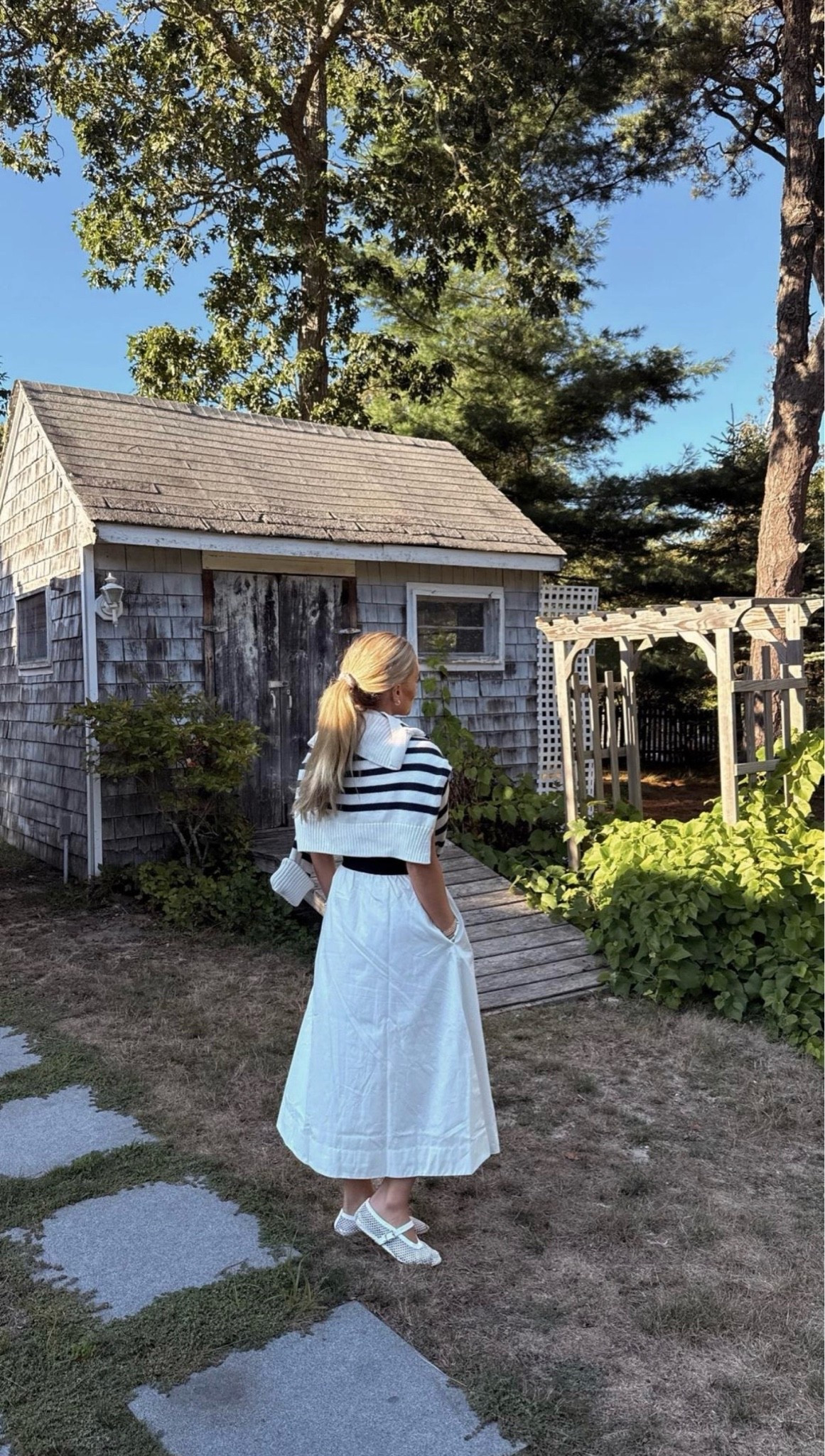 Always a neutral girl - loving the stripes sweater & starfish necklace with this dress! 

Black and white dress, b&w fit, striped sweater, strapless dress, beach vacation, beach travel, date night fit, resortwearr

#LTKTravel #LTKSeasonal #LTKootd