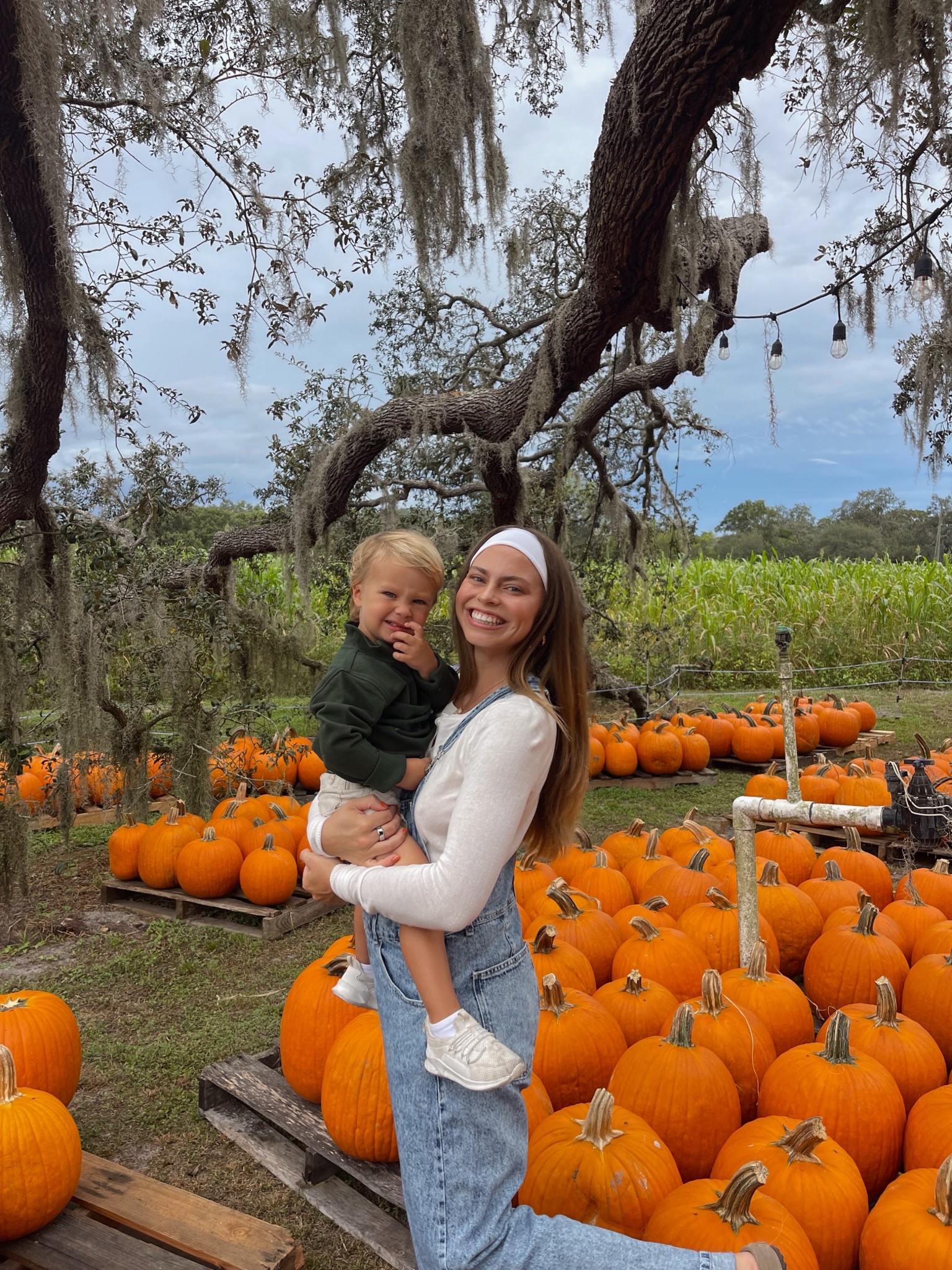 pumpkin picking ootd 🤍 the perfect overalls and long sleeve for a fall day!

#LTKFindsUnder100 #LTKSeasonal #LTKStyleTip