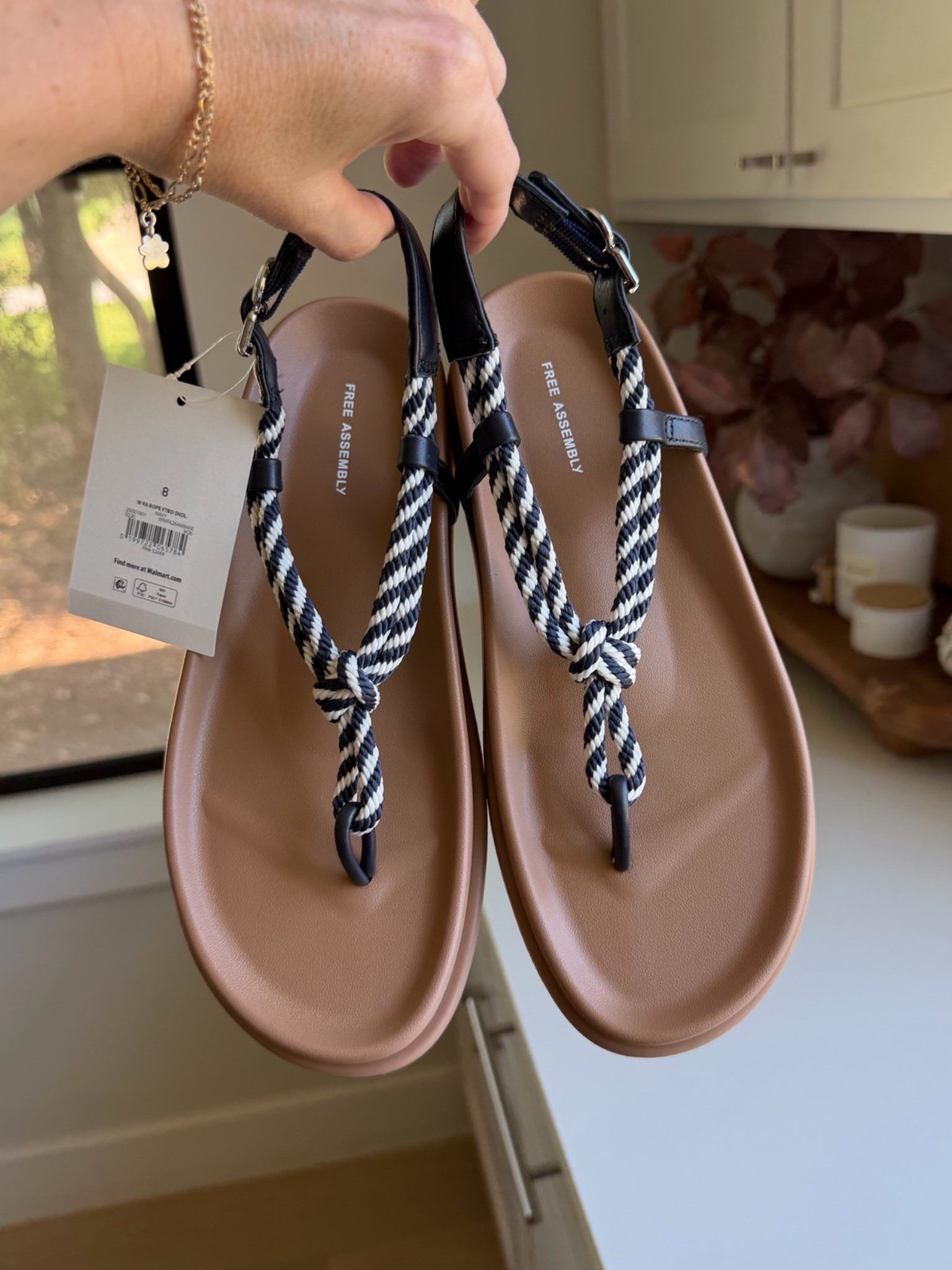 The cutest summer sandals! Love the nautical rope detail on these shoes. Under $40