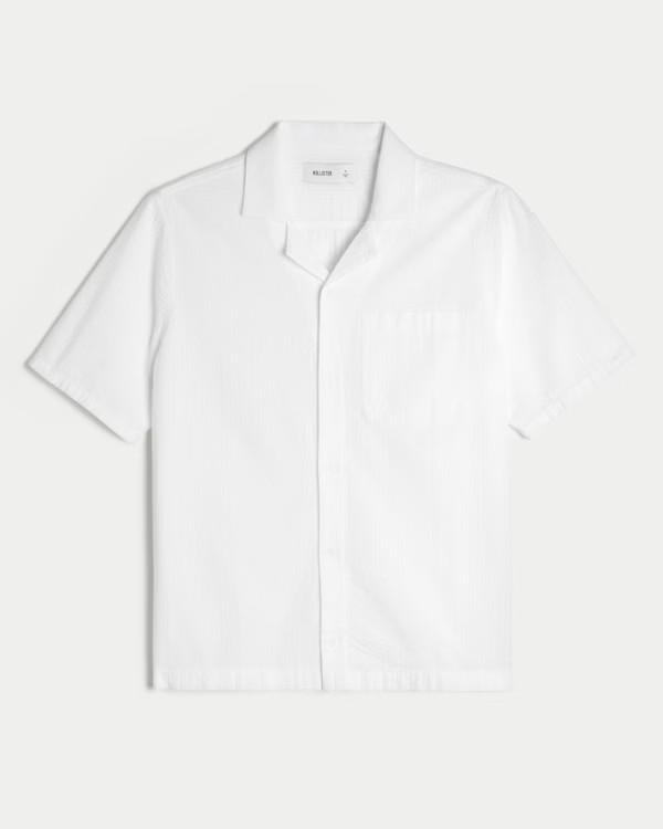 Short-Sleeve Seersucker Pocket Shirt | Hollister (US)