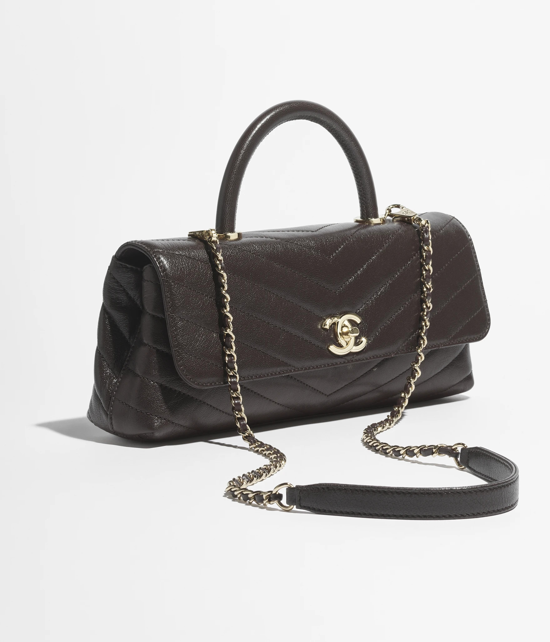 MAXI FLAP BAG WITH TOP HANDLE | Chanel, Inc. (US)