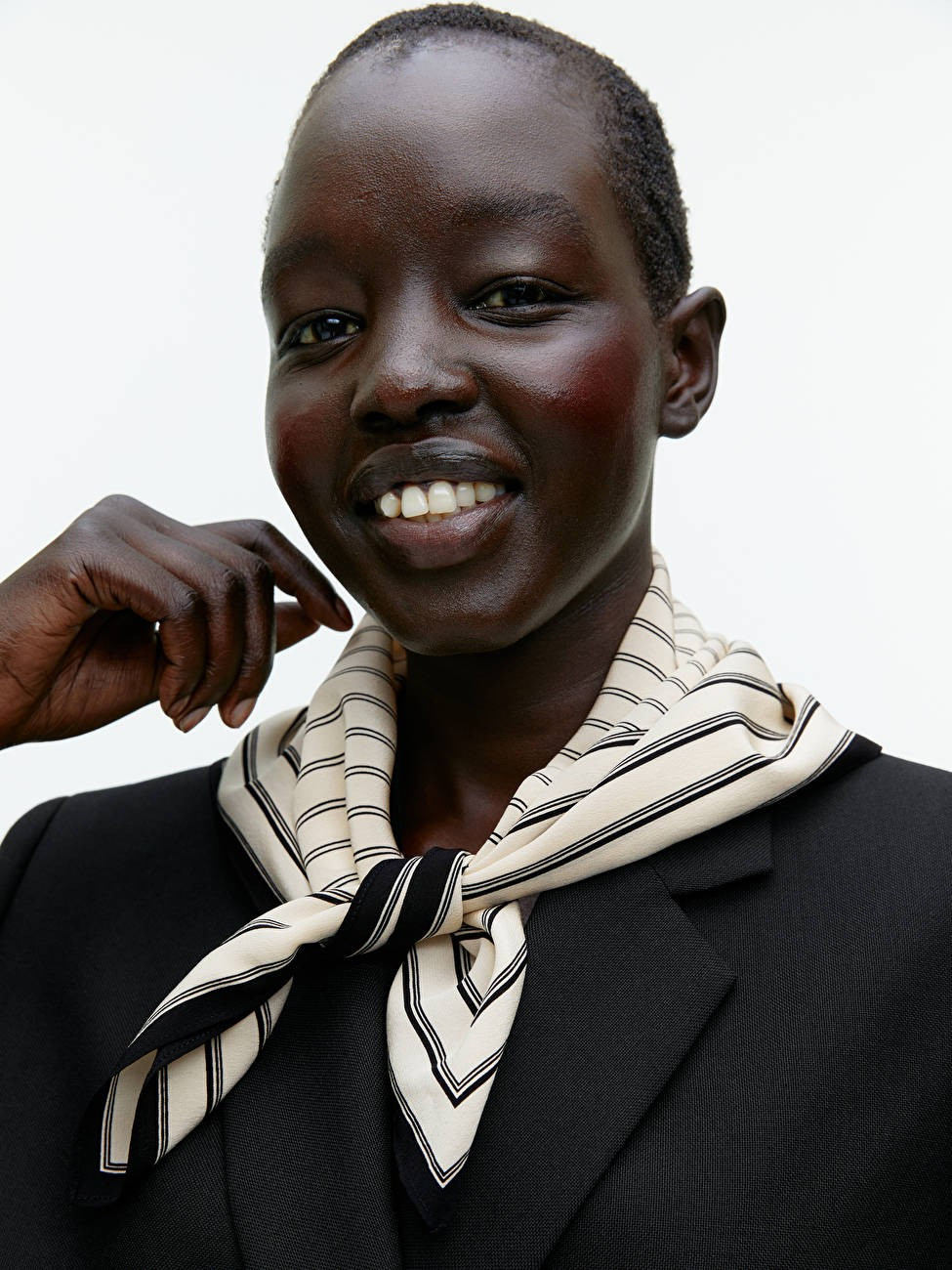 Silk Scarf - Off White/Black - ARKET GB | ARKET (US&UK)