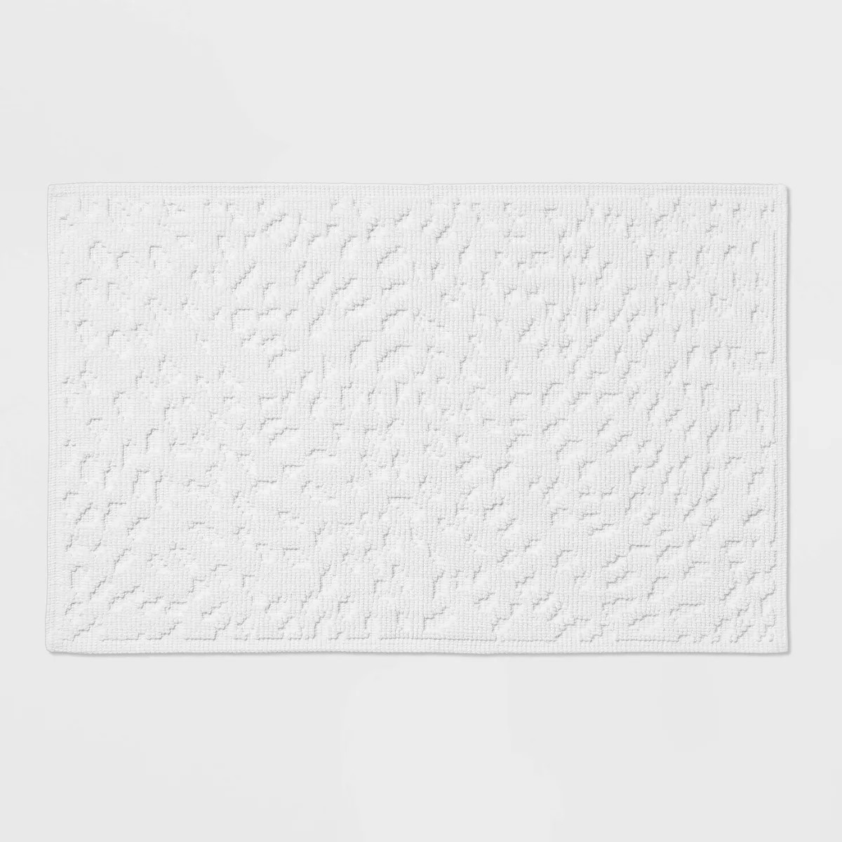 20"x32" Snow Leopard Bath Mat White - Threshold™ | Target