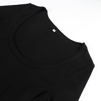 Artfish Women's Square Neck Long Sleeve Ribbed Slim Fitted Casual Basic Crop Top | Amazon (US)