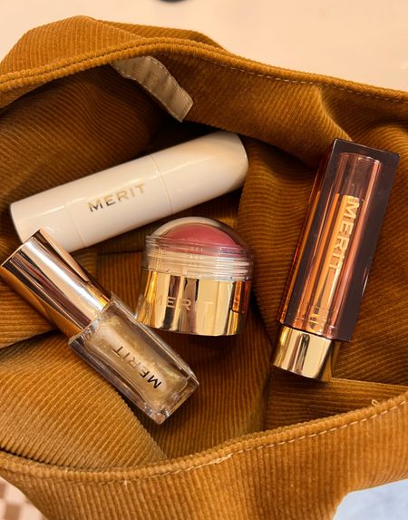 Merit products I love @merit #makeup #beauty

#LTKbeauty #LTKGiftGuide
