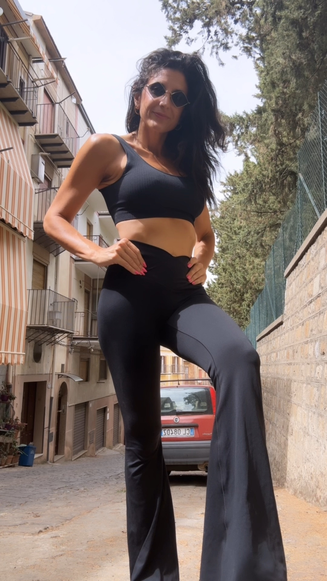Rocking my black sports bra and leggings from Aerie! So many sales happening right now—check it out! 

#AerieSale #Activewear #FitnessFashion #WorkoutStyle #BlackOnBlack #SportyChic #OOTD #AerieReal #FitnessInspo #DealAlert

#LTKSaleAlert #LTKVideo #LTKFitness