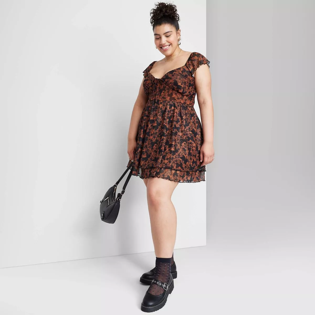 Wild Fable Women's Plus Size Flutter Short Sleeve Trapeze Dress (Brown  Floral, 1X) at  Women's Clothing store