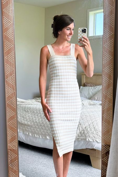 I've been loving this white & cream knitted sleeveless midi dress for this upcoming Summer season! So perfect for an on-the-go look or casual days!
#casuallook #outfitinspo #summerfashion #comfystyle

#LTKStyleTip #LTKFindsUnder100 #LTKSeasonal