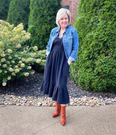 I am loving this flutter sleeve dress for Fall! I love it paired with a denim jacket and some western booties. 

#ootd #fallphotos #familyphotos #workwear #teacherstyle

#LTKSale #LTKSeasonal #LTKworkwear