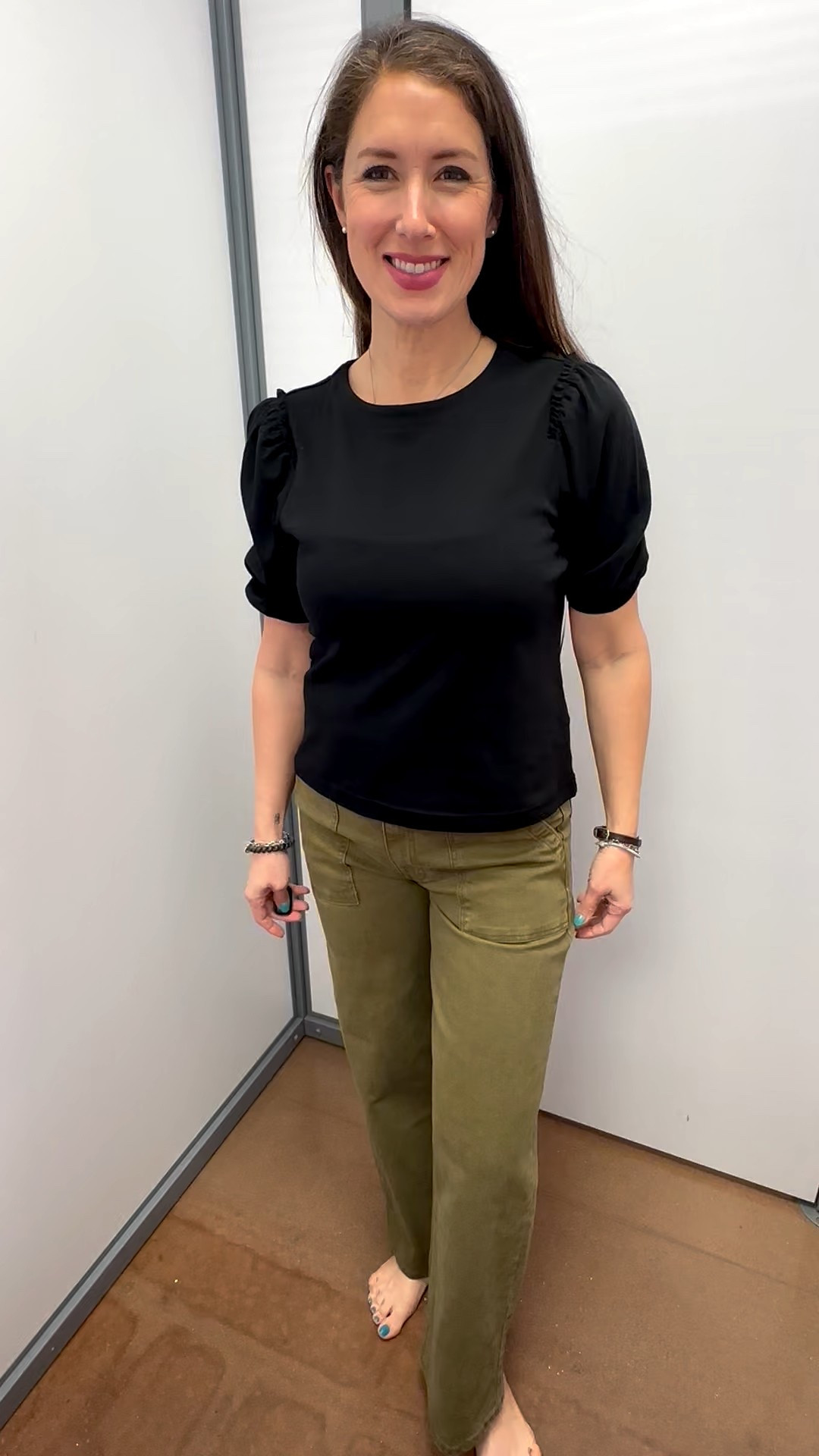 I just love the cute tops and pants that are available on my digital Daisy LTK app! Some of these items are running low in stock and may be sold out soon! So please follow and subscribe in order to check back on a regular basis.
5’10”
38D
Large
10–12

#LTKTall #LTKmomlife #LTKActive