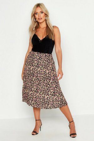 Plus Leopard Print Pleated Midi Skirt | Boohoo.com (US & CA)