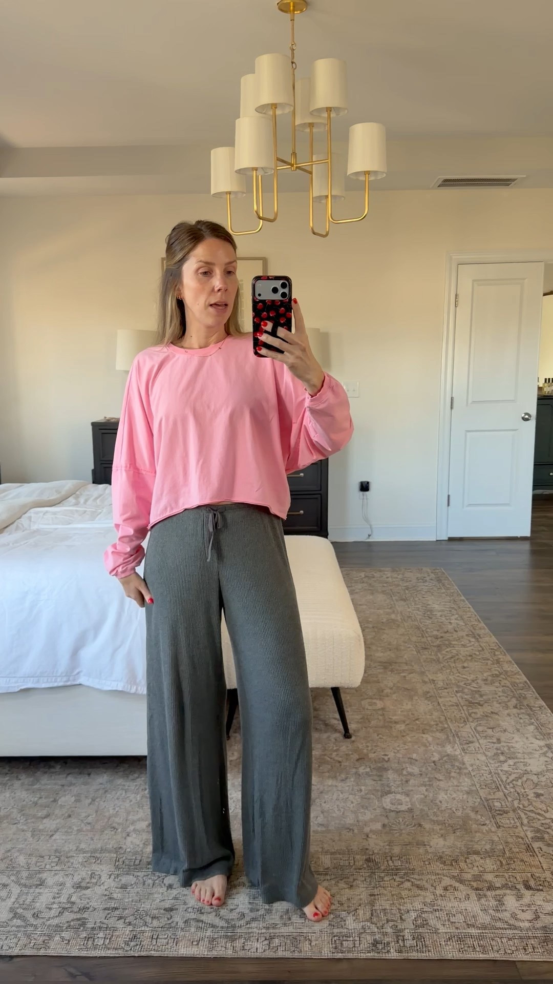 I’m never one to pass up a comfortable lounge pant 👌🏼 in a S! 