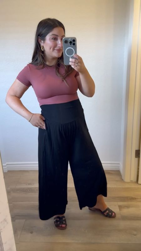 Found the most comfortable cropped petite pants!! 

Sized up to a medium in 22 inch inseam (pre-pregnancy I would have worn a small) 

Top size medium

Petite lounge pants, loungewear, cropped, wide leg, spring outfit, spring fashion, maternity pants, maternity outfit, bump friendly, bump fashion 

#LTKStyleTip #LTKBump #LTKFindsUnder100