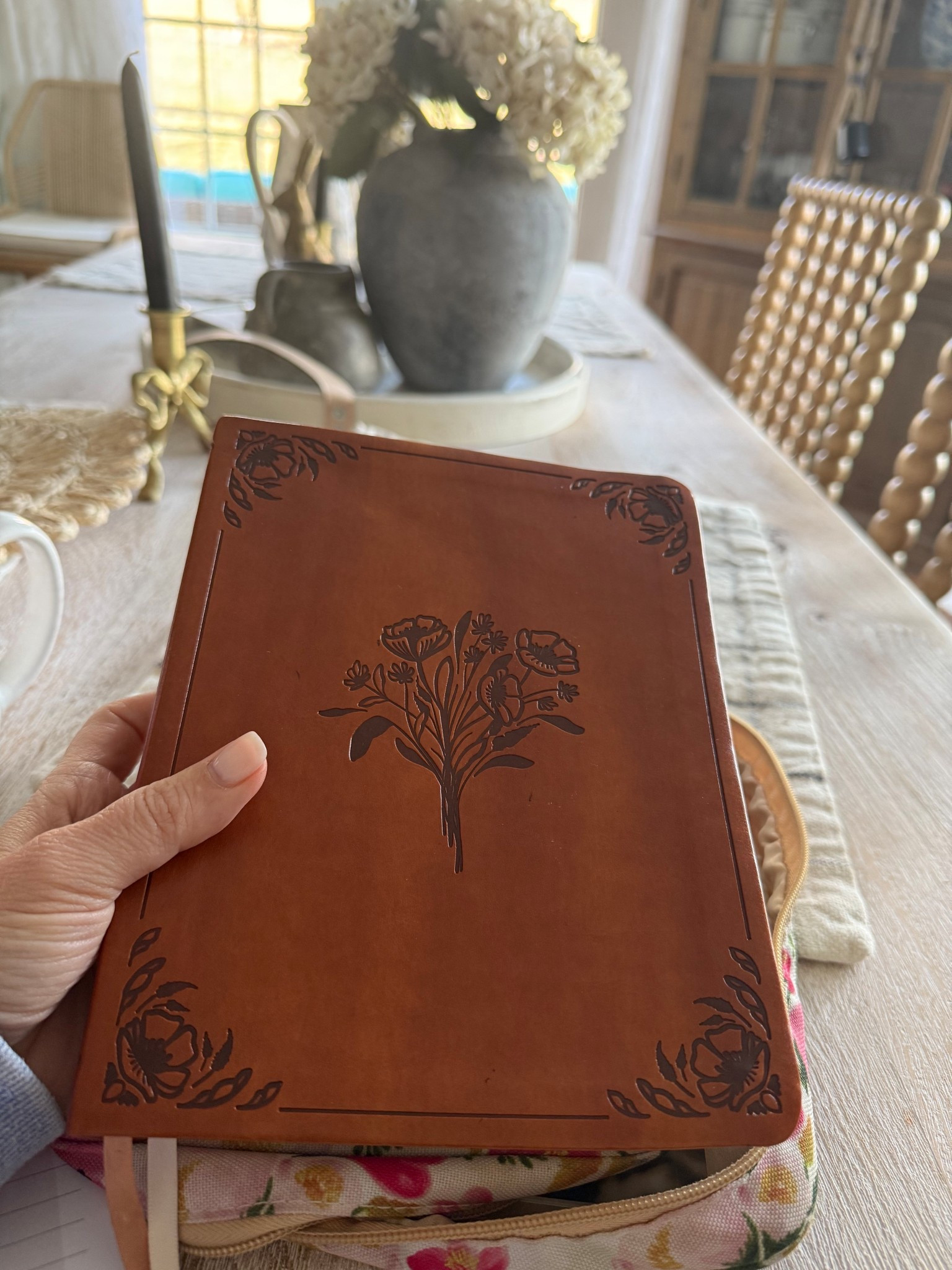 I just found out my favorite Bible EVER comes in PINK!!! 