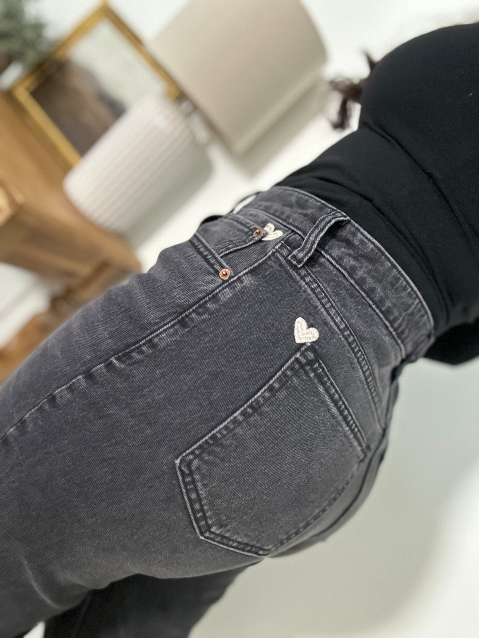 Embroidered heart jeans! So cute wearing a curve love 8 long! Abercrombie 