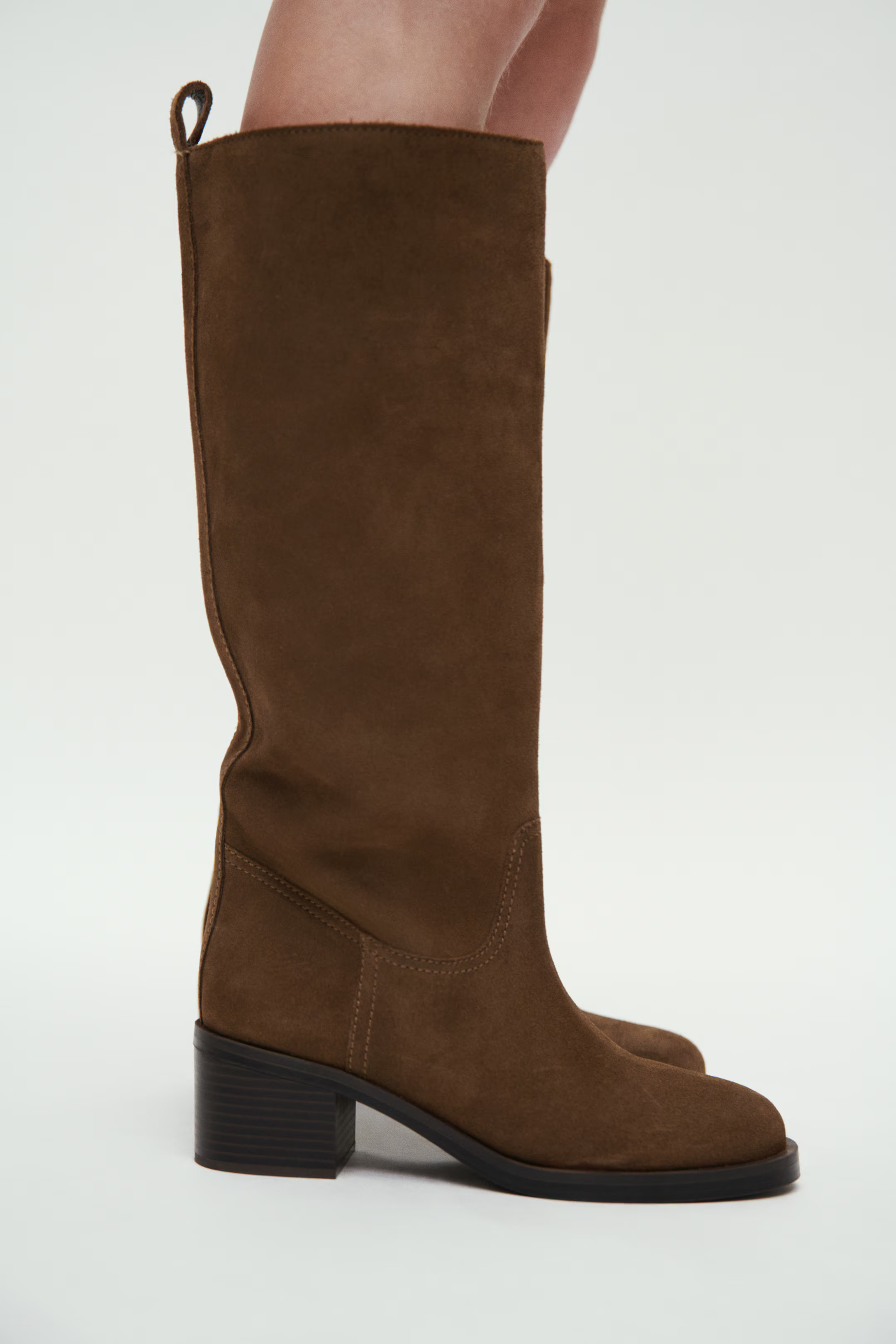 Knee-high boots | H&M (UK, MY, IN, SG, PH, TW, HK)
