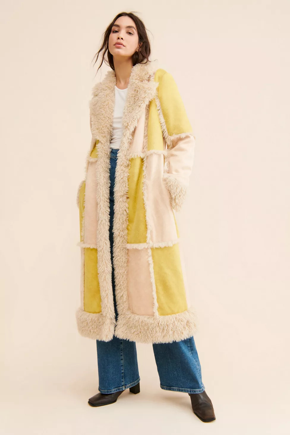 UO Amelia Faux Fur Trim Overcoat | Urban Outfitters (US and RoW)