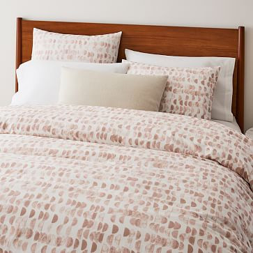 Free Shipping 


Organic 
Fair Trade 



Organic Half Moon Duvet Cover & Shams
 
 
$100 | West Elm (US)