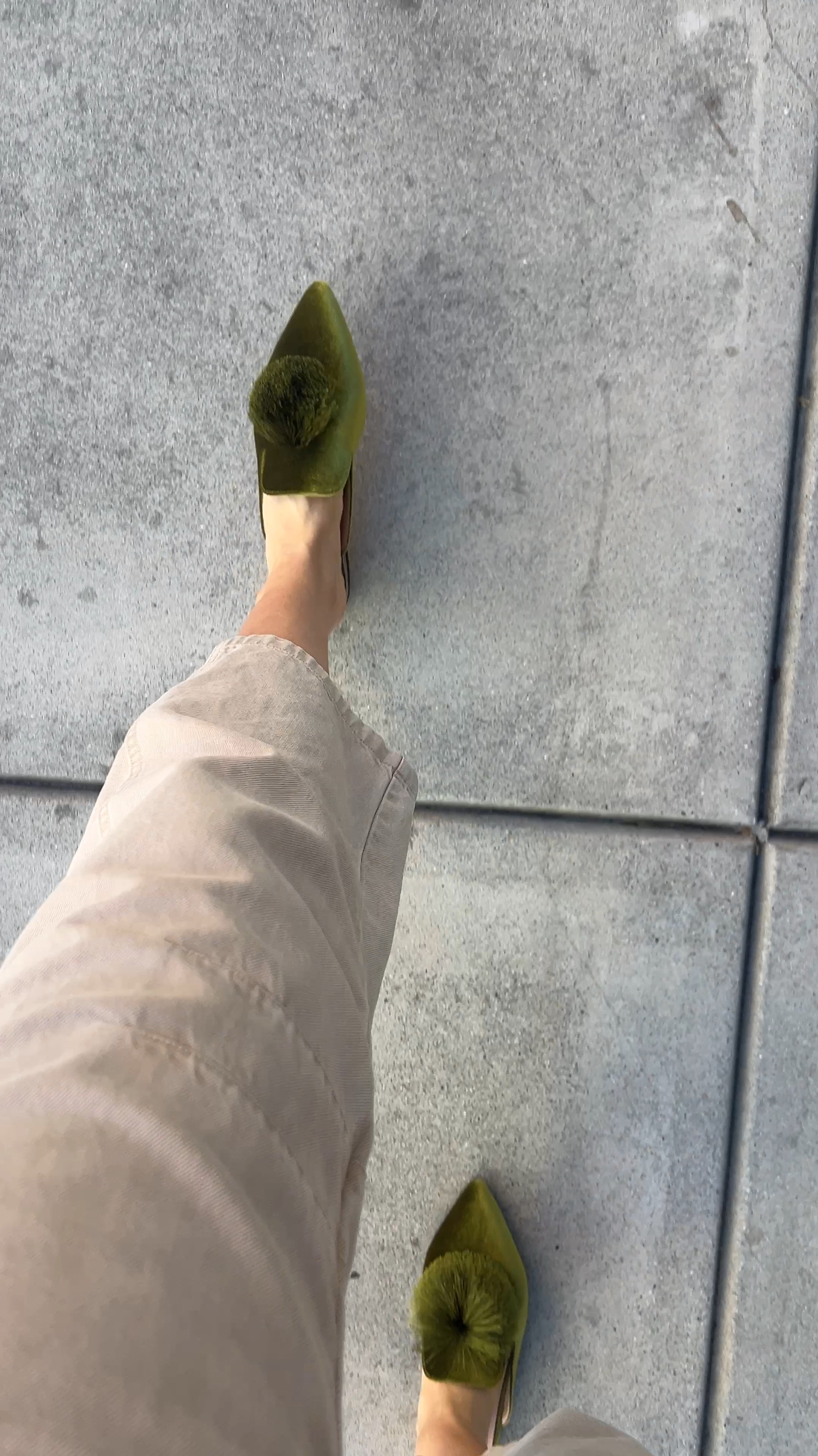 Absolutely love these stunning Pom Pom mules in forest green | shoes | women’s shoes | green mules | amazon fashion 