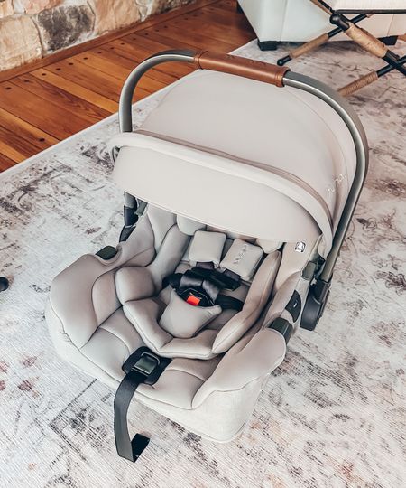 In love with this infant car seat for baby girl. Love the neutral color and how soft the fabric is 

#LTKfamily #LTKbaby #LTKbump