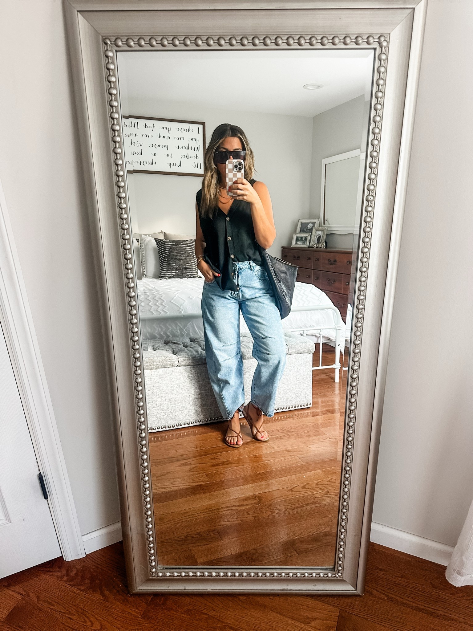 A few more days of teacher mode.  I love this sweater vest and haven’t worn it since September.

#LTKFindsUnder50 #LTKWorkwear #LTKSummerEdit