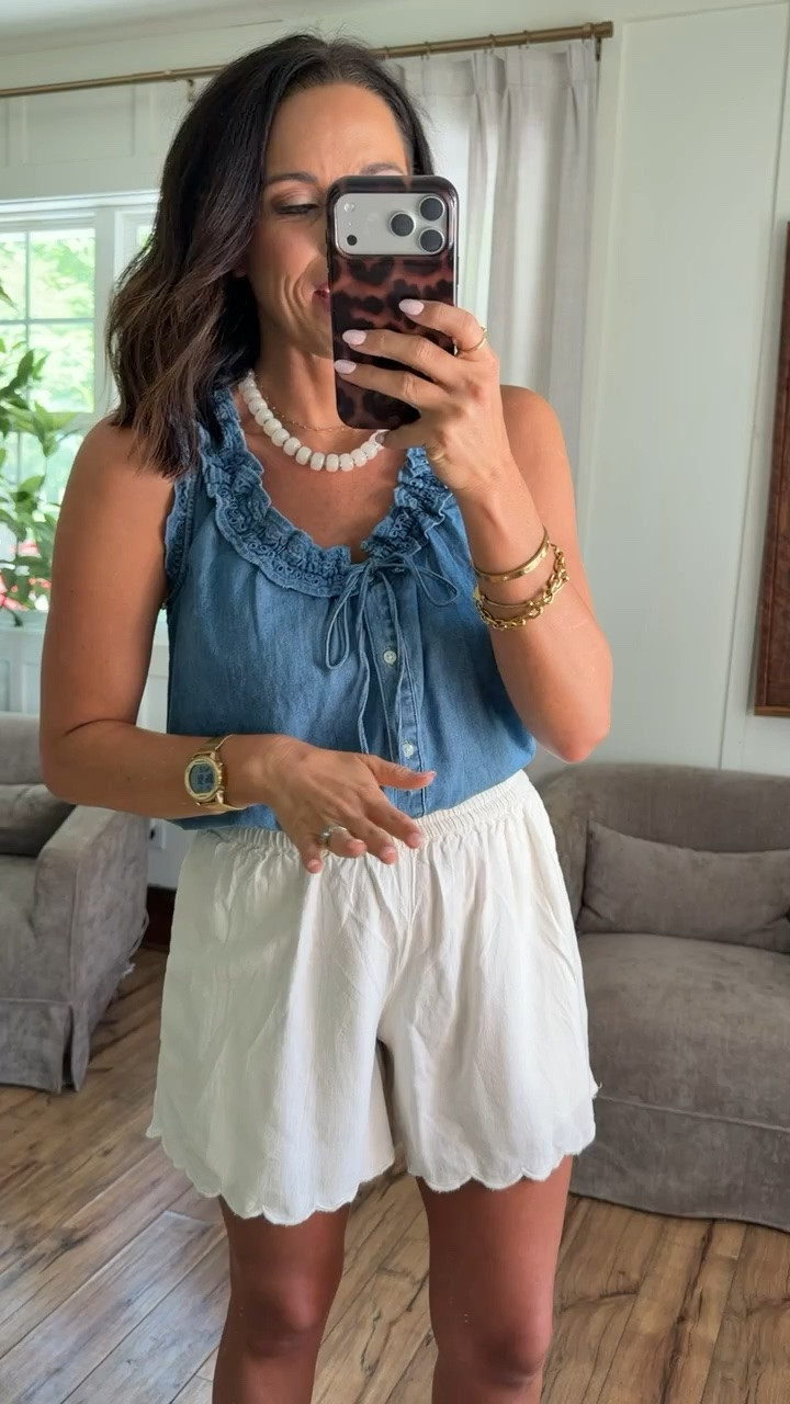 Y’all this Walmart fit so good!! Wearing XS! So cute and comfy!

#LTKOver40 #LTKmomlife #LTKPetite