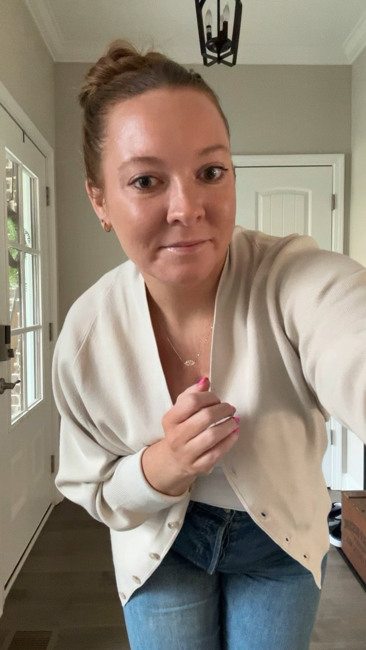 Cardigan - tts wearing a medium 
White tank top- tts wearing a medium - currently only $10!
Straight leg jeans - tts wearing a 29
Ugg slippers

#LTKWatchNow #LTKSaleAlert #LTKWorkwear