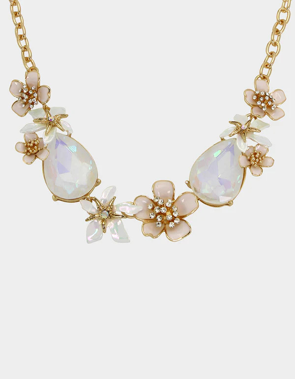 SHELL YEAH STARFISH FLOWER NECKLACE WHITE | Betsey Johnson