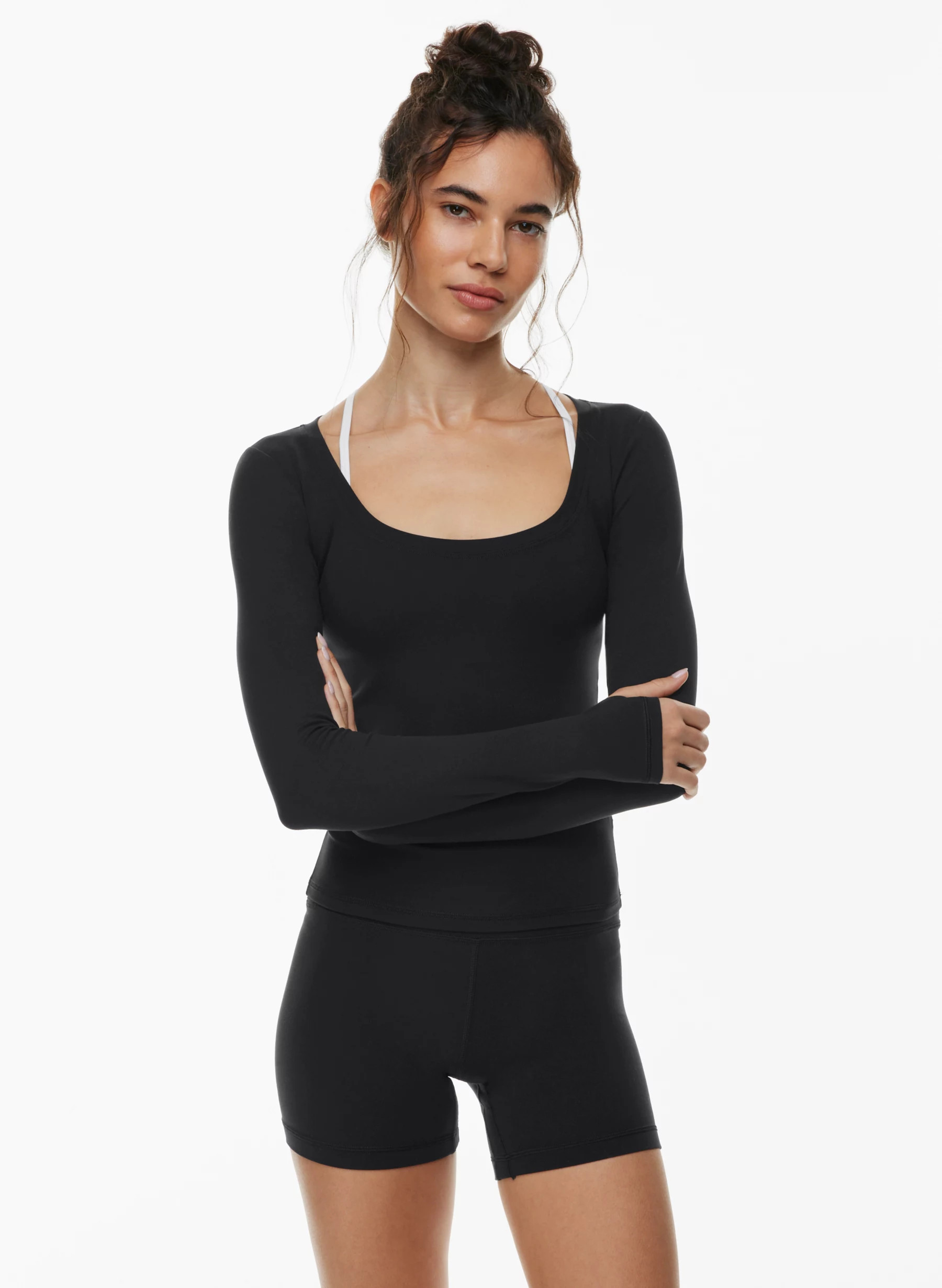 BUTTER ESSENTIAL SCOOPNECK LONGSLEEVE | Aritzia