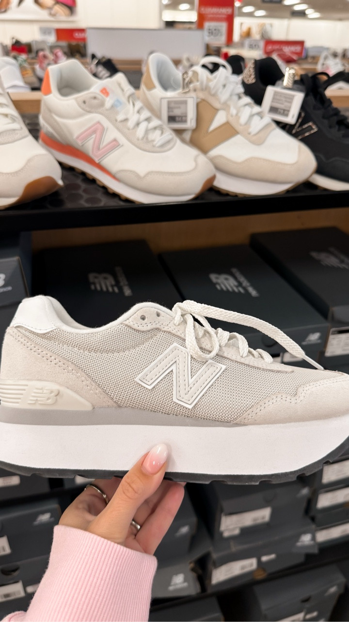 Women sneakers, obsessed with these! 

#LTKfitnessgoals