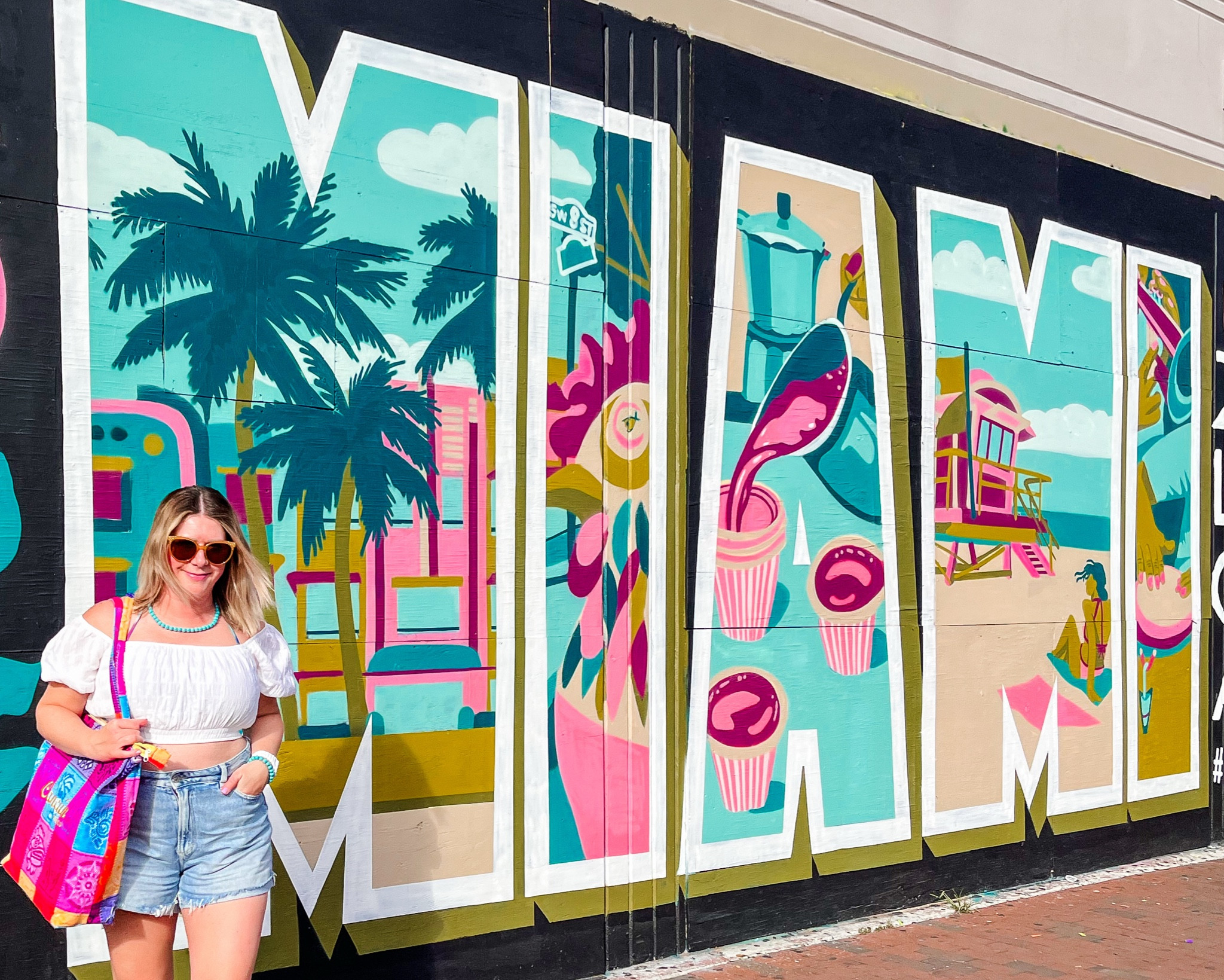 I’m in Miami, B*tch! ☀️🌴😎

Sizing info:
Crop Top Medium, Denim Shorts 29

#LTKstyletip #LTKtravel