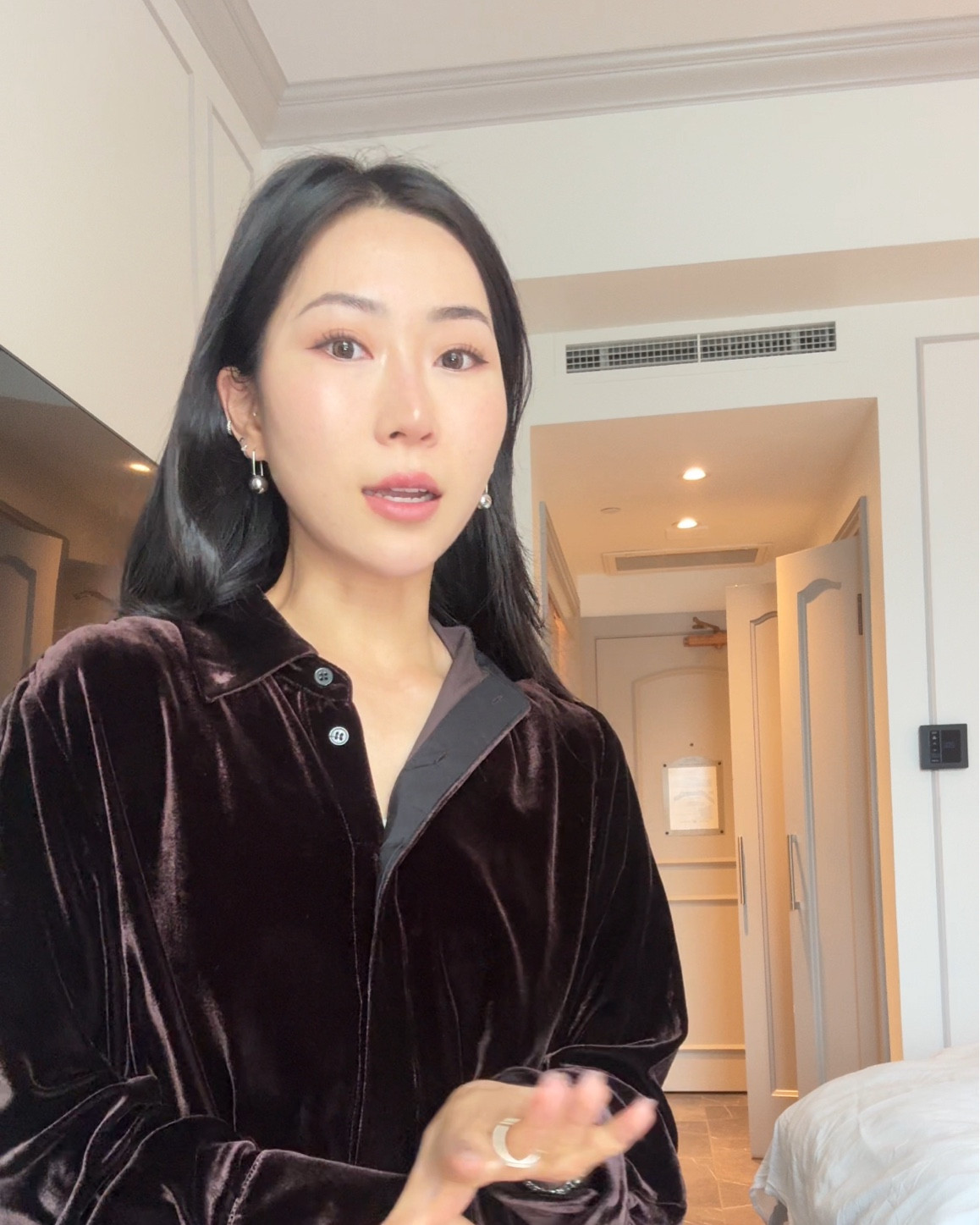 velvet set I’ve been loving from COS!

#LTKStyleTip