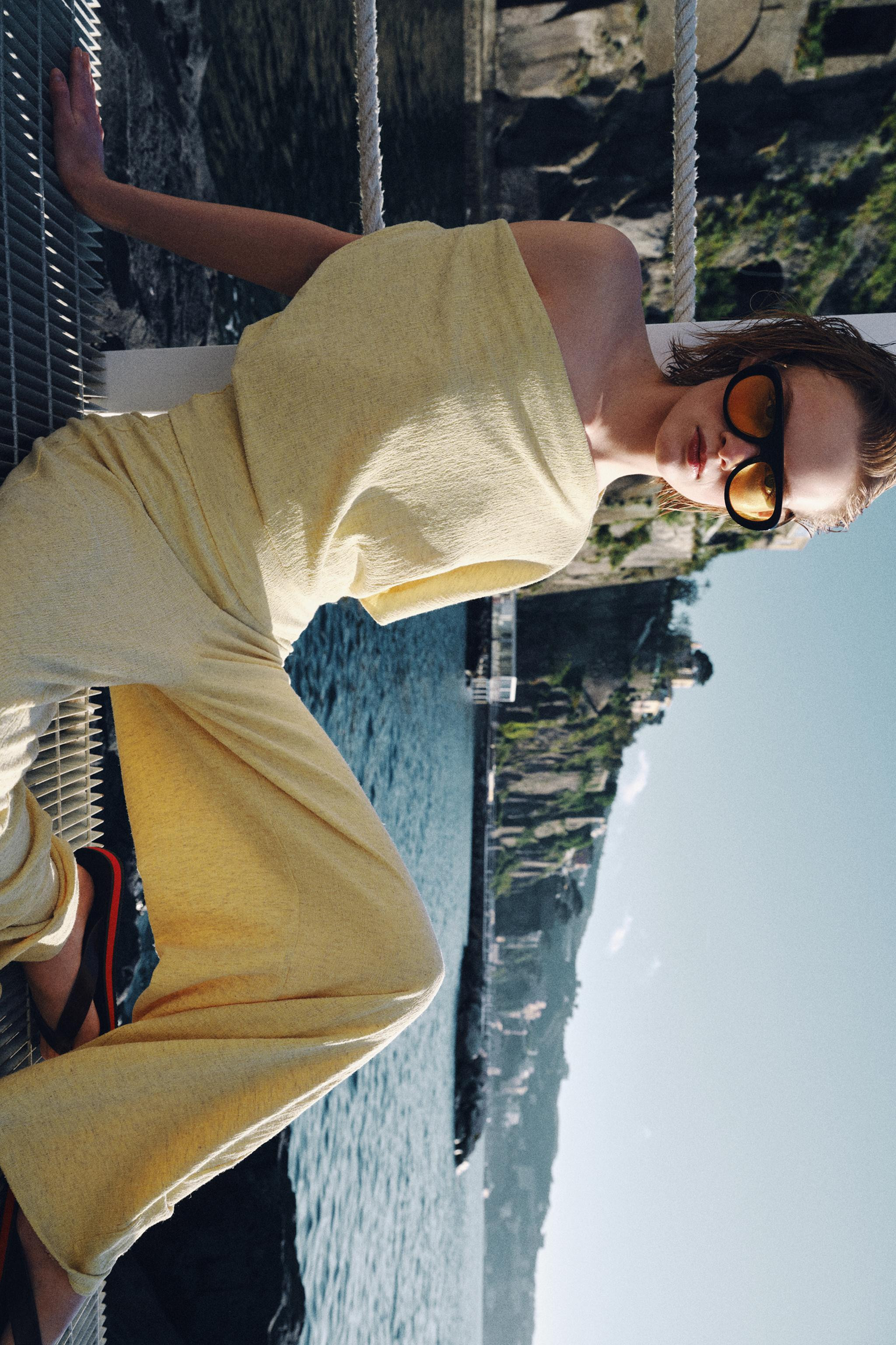 ASYMMETRIC TEXTURED TOP | Zara UK