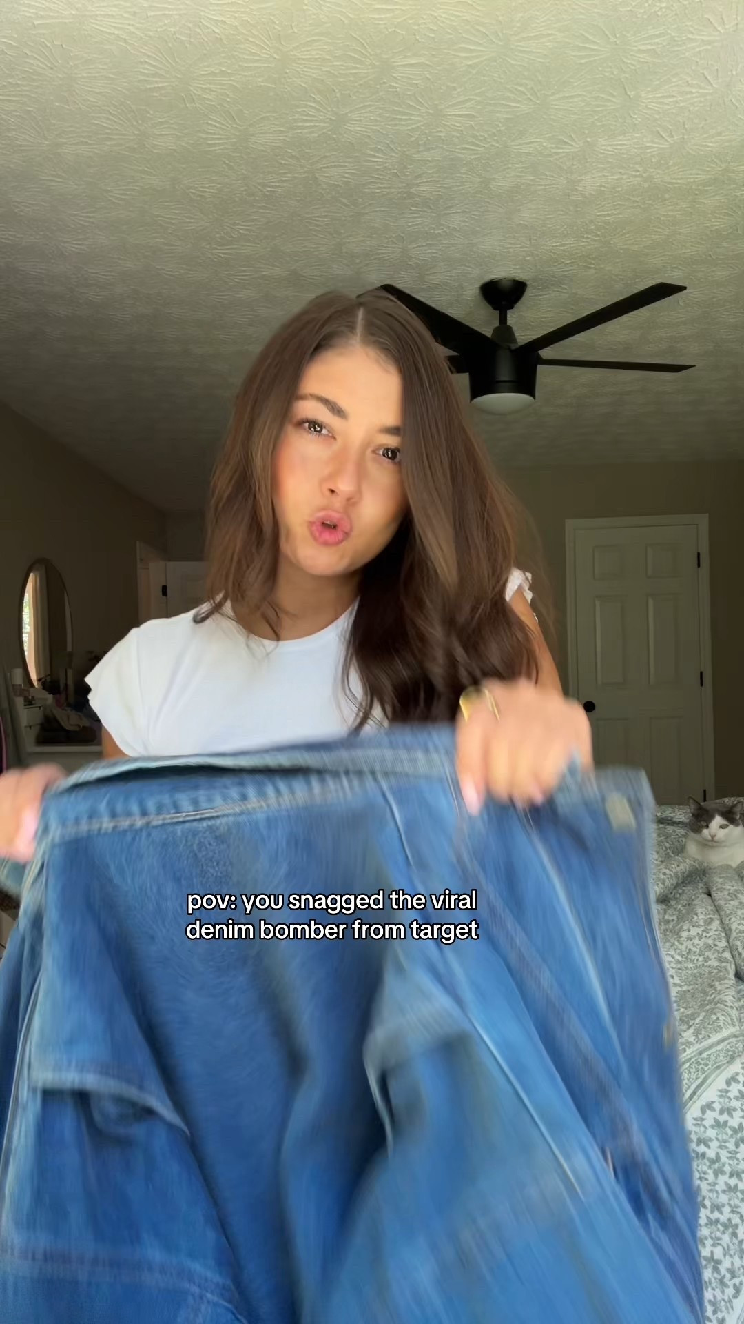 Viral denim bomber jacket from target — sized up to a medium! 



#LTKFindsUnder50 #LTKStyleTip