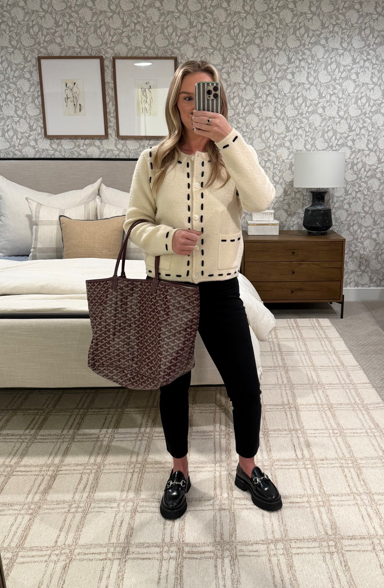 Always have and always will be a Rails girly 🤍
  
#OOTD #FallOutfit #NeutralStyle #ClassicStyle #ChicOutfit #EverydayStyle #StyleInspo #OutfitInspiration #FallFashion #CardiganStyle #WorkwearStyle #GoyardTote #MinimalStyle #EffortlessStyle #CapsuleWardrobe #LTKFashion #LTKFall #LTKWorkwear #DailyOutfit #Rails #SweaterWeather #GucciLoafers

#LTKPetite #LTKootd #LTKWorkwear