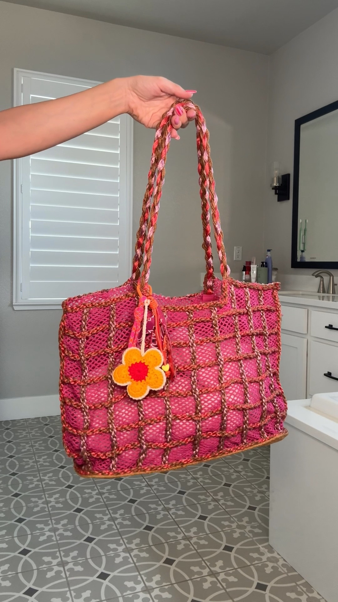 Cutesy adorable beach summer bag!!

@Zara style accessories
Travel bag
Bag charms

#LTKmomlife #LTKTravel #LTKSwim