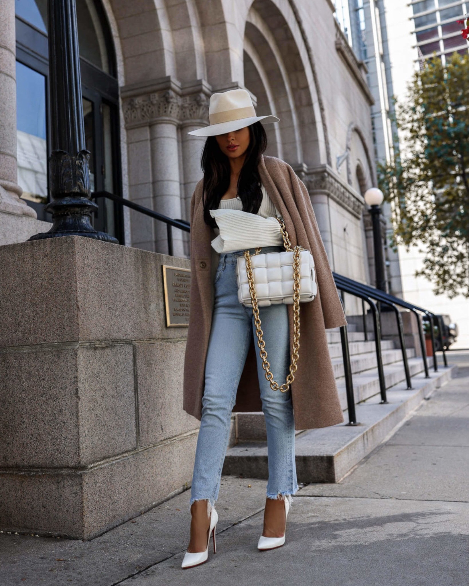 Fall outfit ideas
Agolde Riley cropped jeans on sale
Similar camel coatigan


#LTKSeasonal #LTKstyletip #LTKsalealert