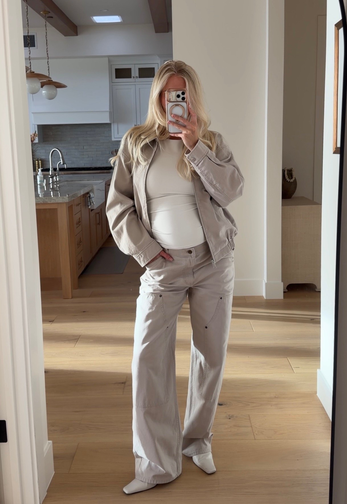 Wearing a medium in top & jacket. 10 in pants  - sized up in both for pregnancy, shoes are tts (linked similar)! Code KATHLEEN20 for discount on HM site (earrings). #kathleenpost

Spring transition outfit, casual chic outfit, bump friendly, maternity look
