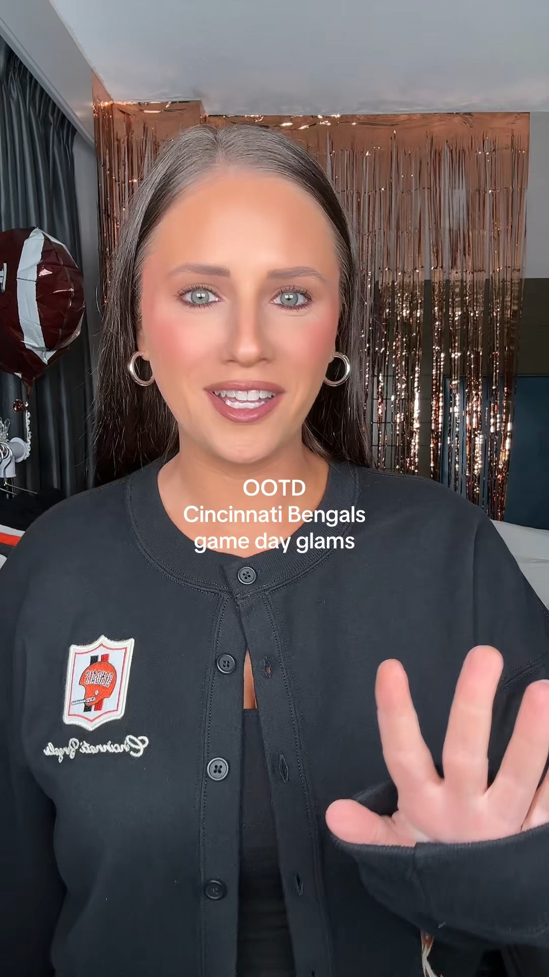 OOTD for glamming Cincinnati bengals. My jeans are no longer sold from A+O but I’m linking similar ones 🖤

#LTKgrwm #LTKootd #LTKBeauty
