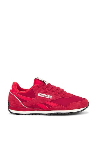 Reebok Heritage Running Sneaker in Red. - size 8.5 | Revolve Clothing (Global)