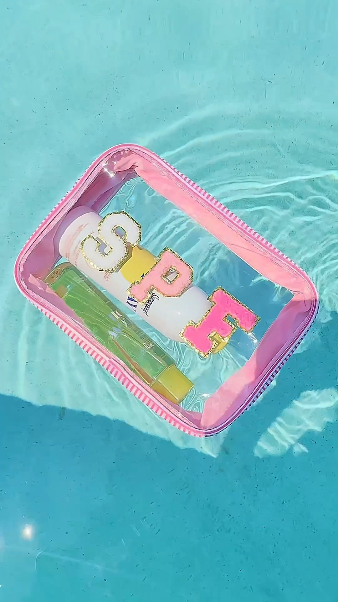 SPF Queen🌸✨
Floating into the weekend glowing in SPF with antioxidants and vitamin C from @Supergoop! 👙☀️✨ #ad

Pool Float from @FUNBOY

#LTKSwim #LTKBeauty #LTKTravel