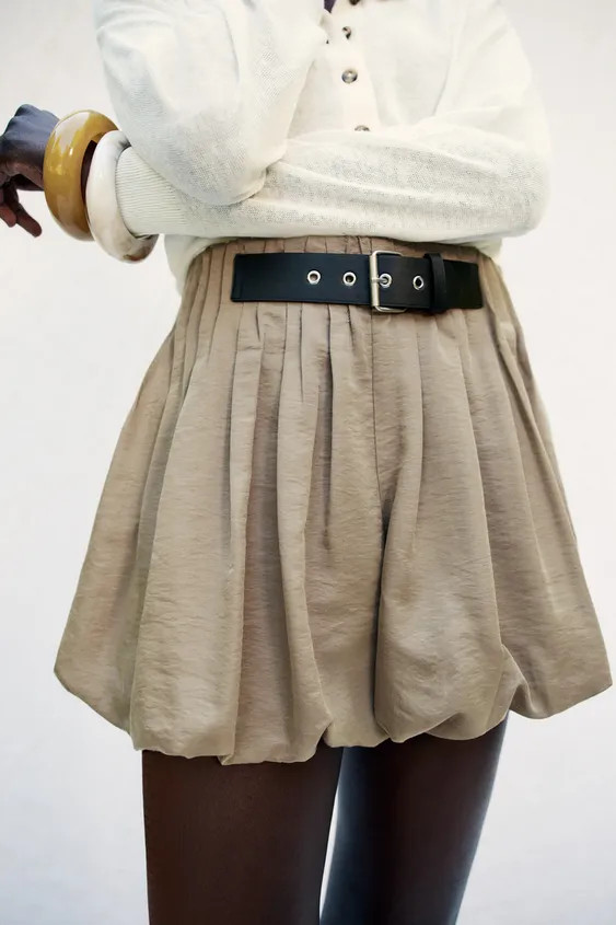 BALLOON SHORTS WITH BUCKLE | Zara US