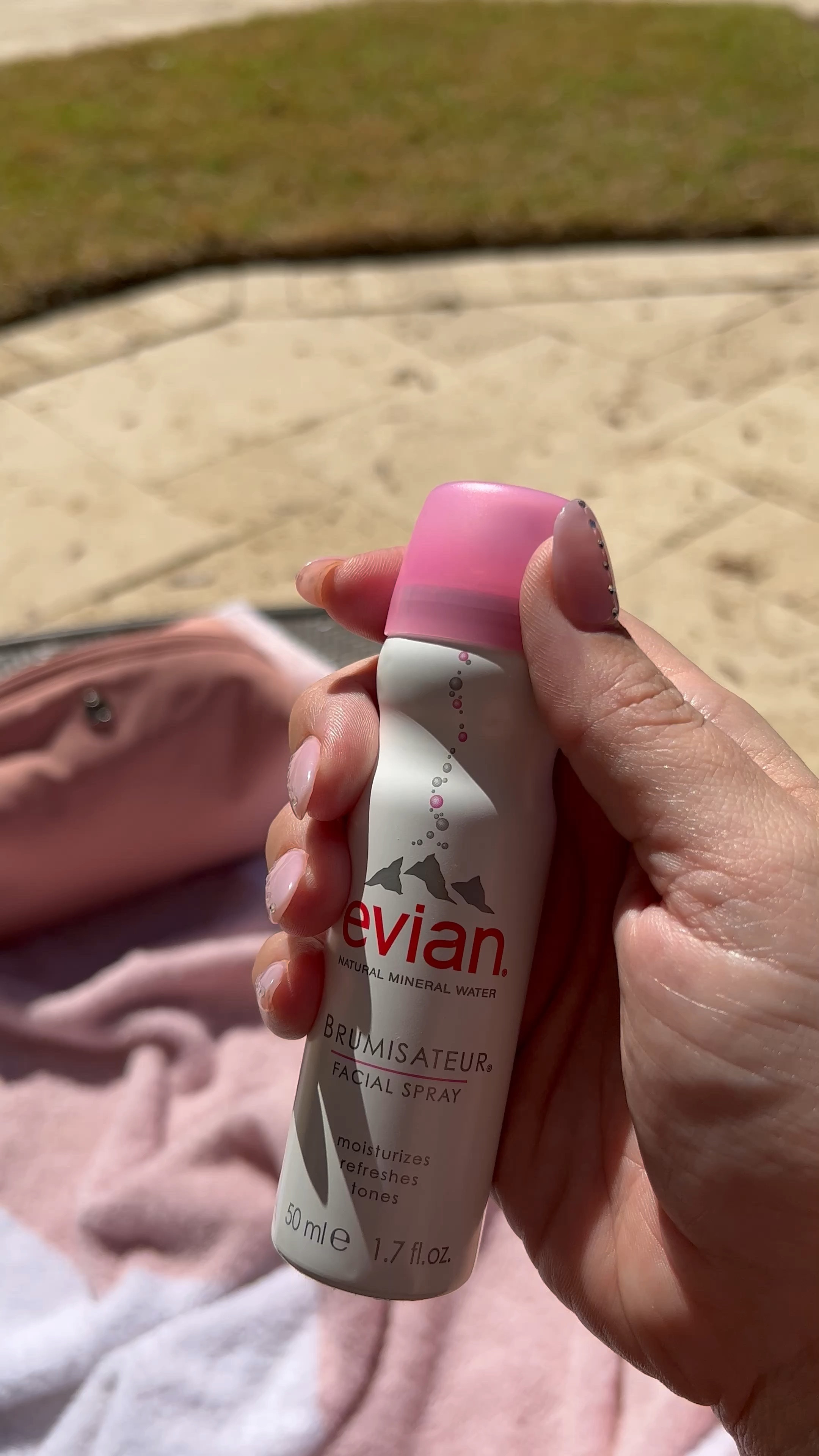 Evian Mineral Water Spray

#facespray #evianfacespray #skincare #beauty

#LTKbeauty #LTKunder50 #LTKtravel